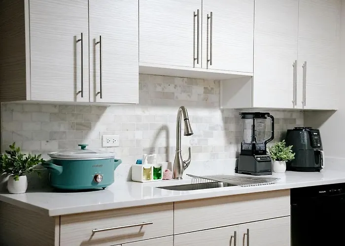 Modern 1br W/ Workspace Near O'hare Apartamento Chicago